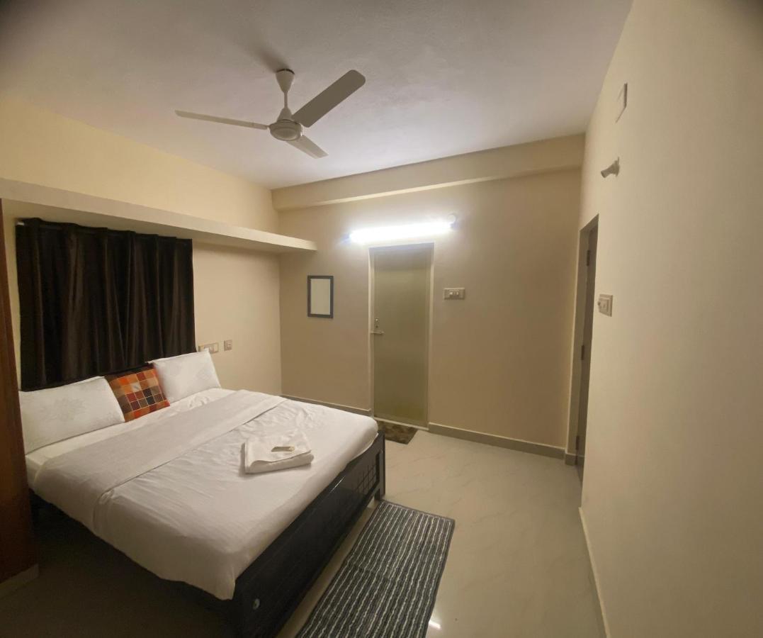 Apartment The Waves Chennai